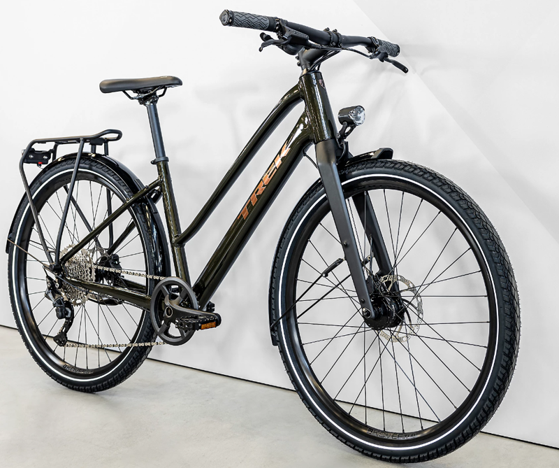 Trek Dual Sport 3 Equipped Stagger Gen 5 Hybrid Bike 2023 in Black Olive-12